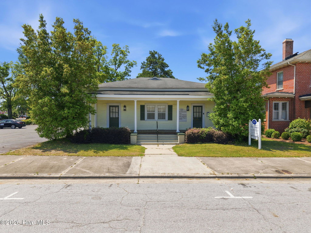 313 W 2Nd St, Greenville, NC 27834