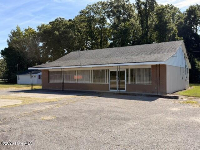 605 S Main St,Unit B, Winton, NC 27986