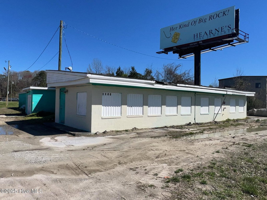 1100 Us 70 Hwy E, New Bern, NC 28560