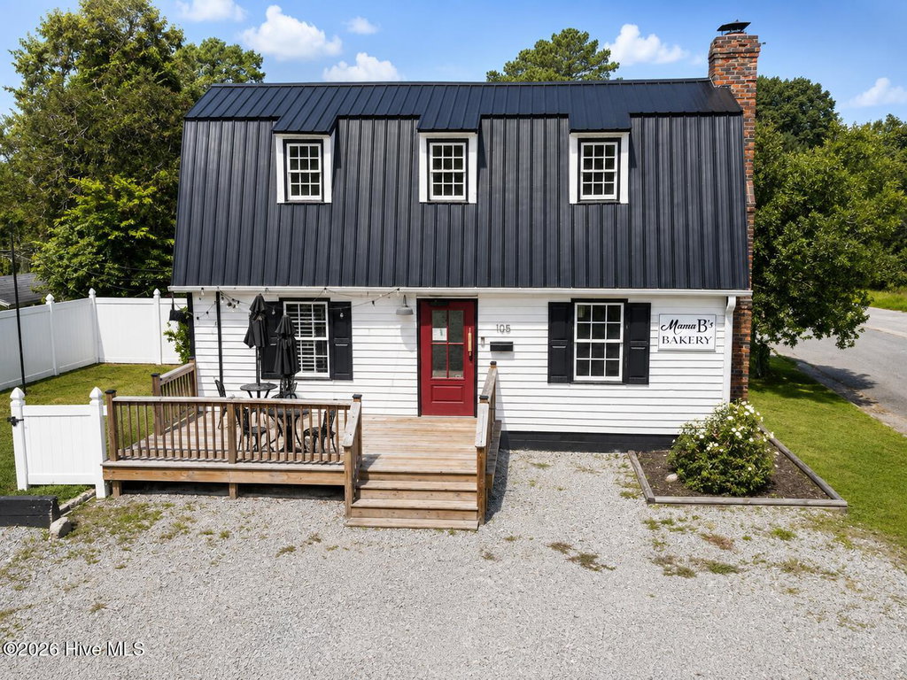 105 Railroad St, Jackson, NC 27845
