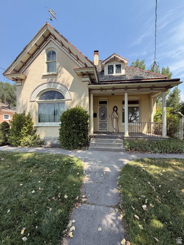 listing main photo