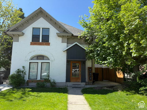 listing main photo