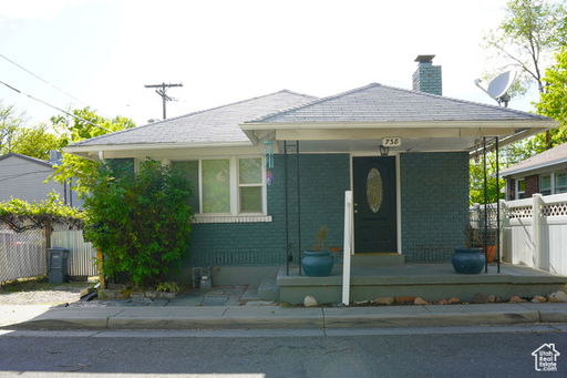 listing main photo