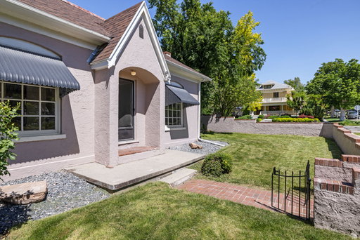 listing main photo