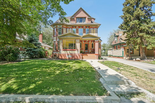 listing main photo