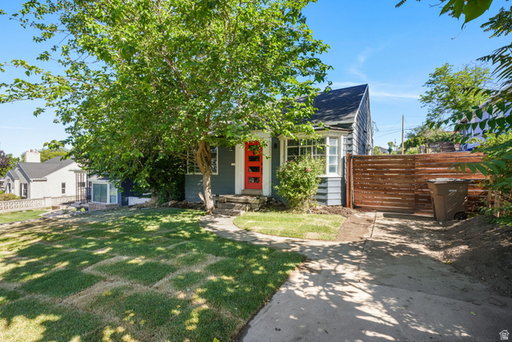 listing main photo