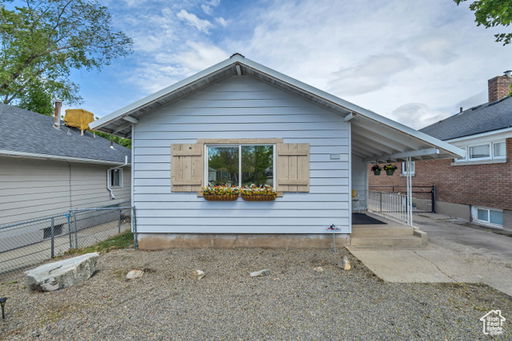 listing main photo