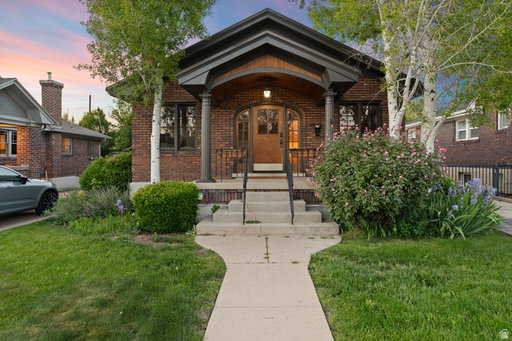 listing main photo
