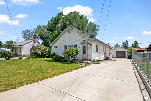 listing main photo