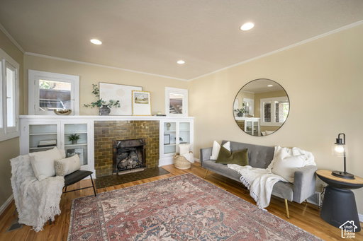 listing main photo