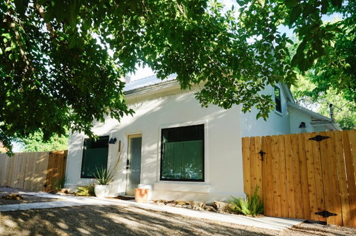 listing main photo