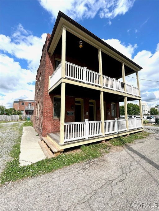 listing main photo