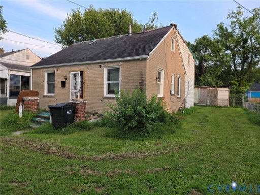 listing main photo