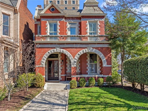listing main photo