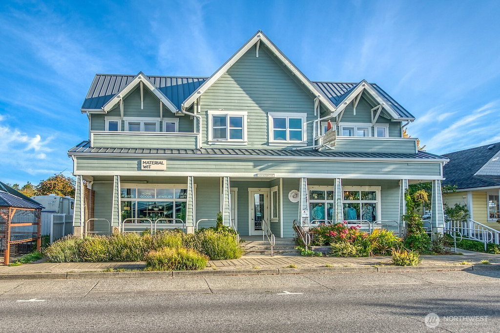 269 Main St, Eastsound, WA 98245