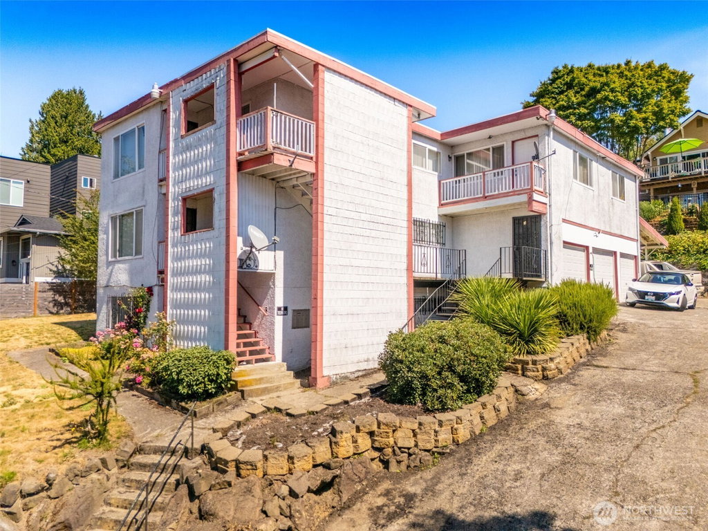 812 29Th Ave S, Seattle, WA 98144