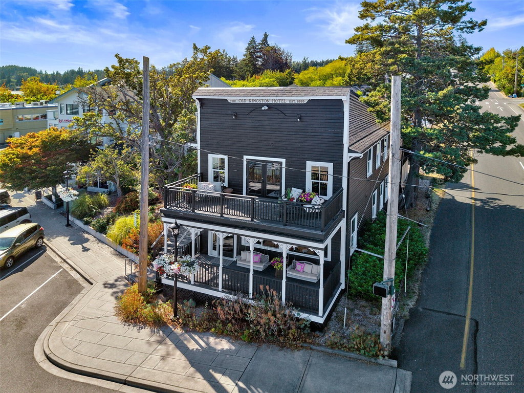 25931 Washington Blvd NE, Kingston, WA 98346