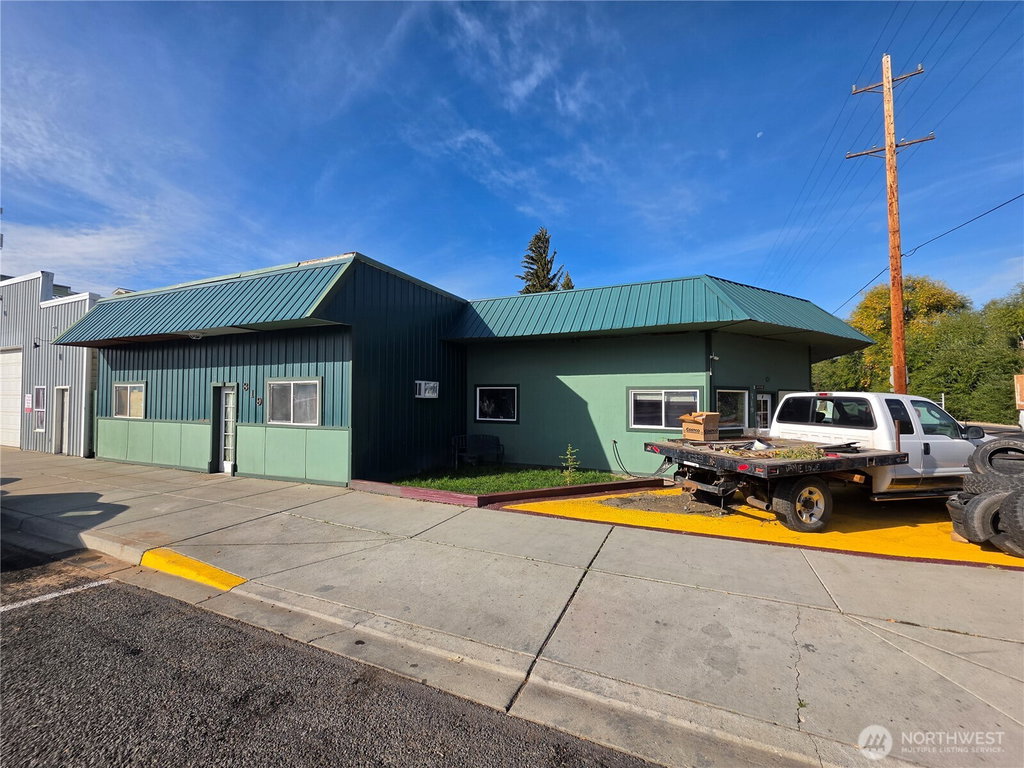 319 N Main St,Unit Unit A & B, Kittitas, WA 98934
