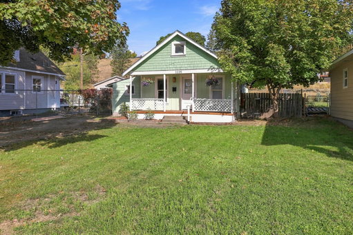 listing main photo