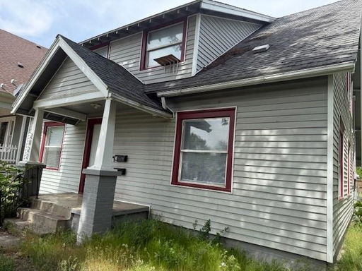 listing main photo