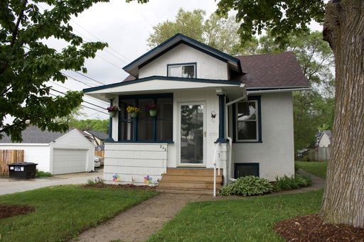 listing main photo