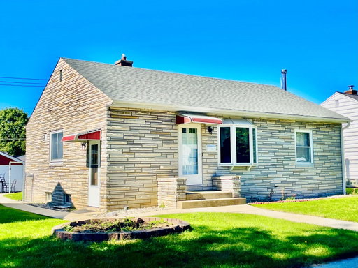 listing main photo