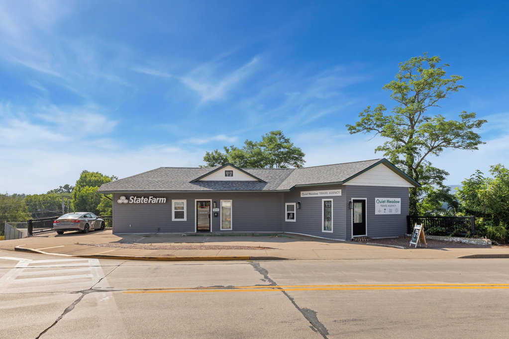 16935 N Main St, Galesville, WI 54630