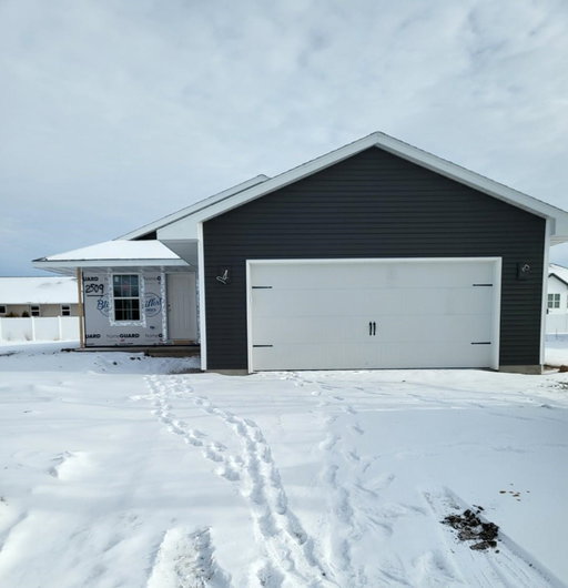 listing main photo