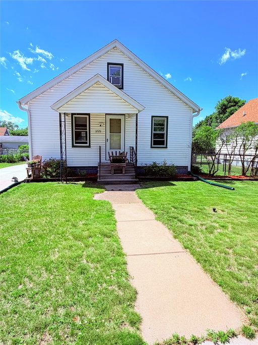 listing main photo