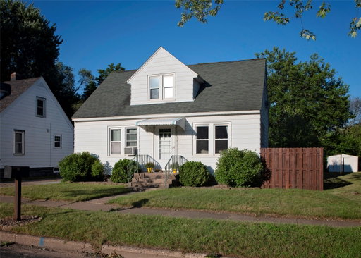 listing main photo