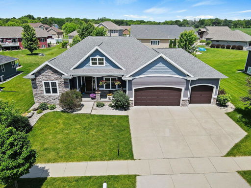 listing main photo