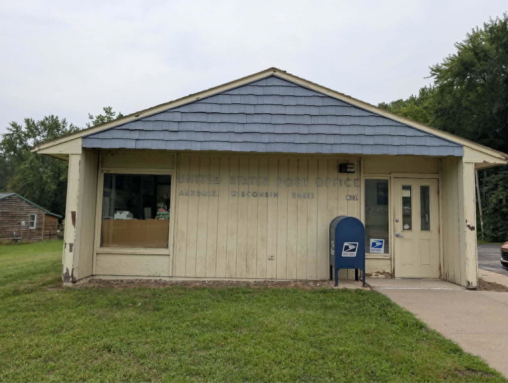 1568 State Road 21, Arkdale, WI 54613