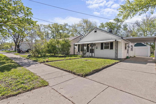 listing main photo