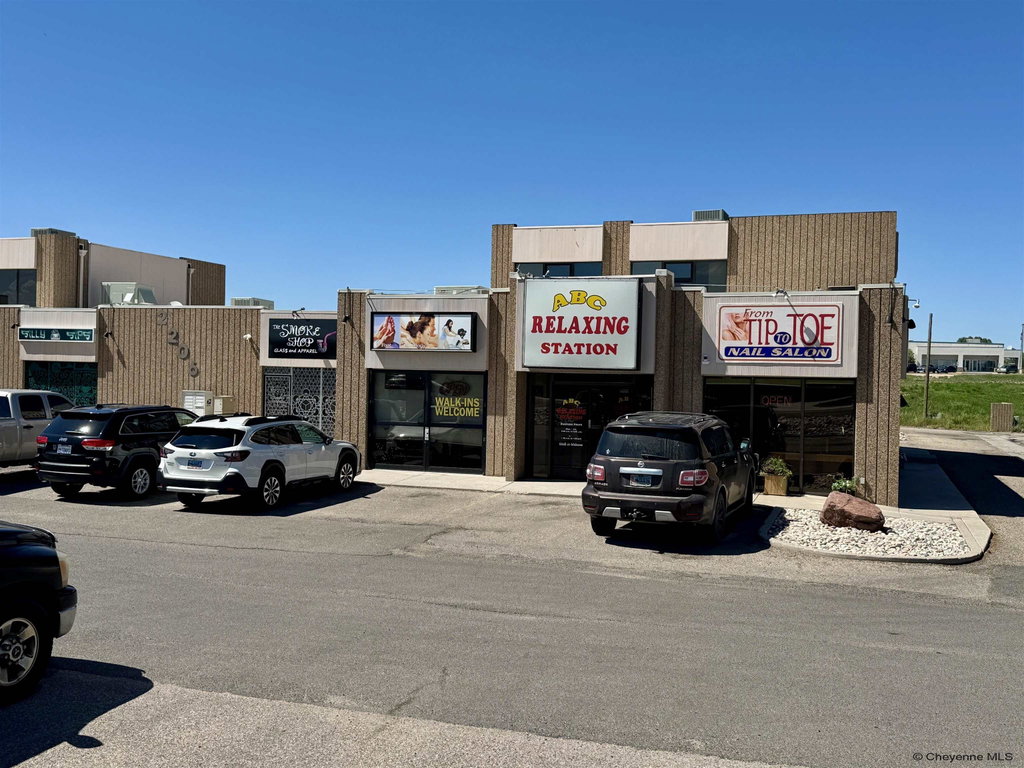 2206 Dell Range Blvd, Cheyenne, WY 82009