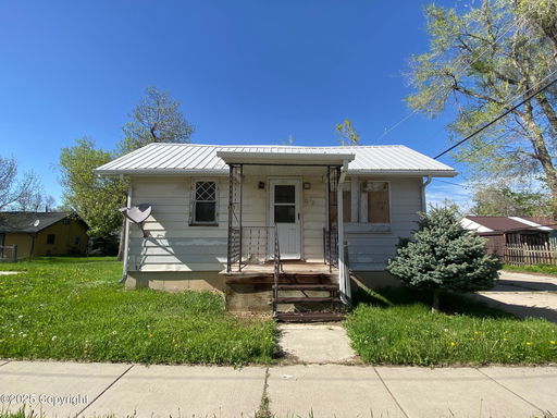 listing main photo